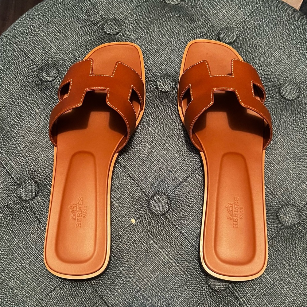 HERMES Oran Sandals SOLD !